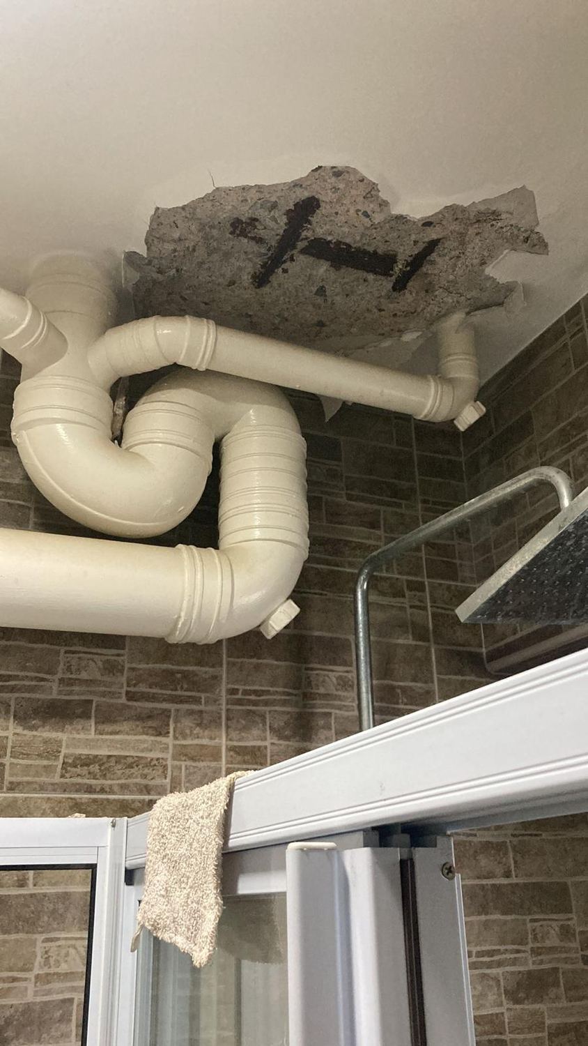 Concealed drain pipe access and repair